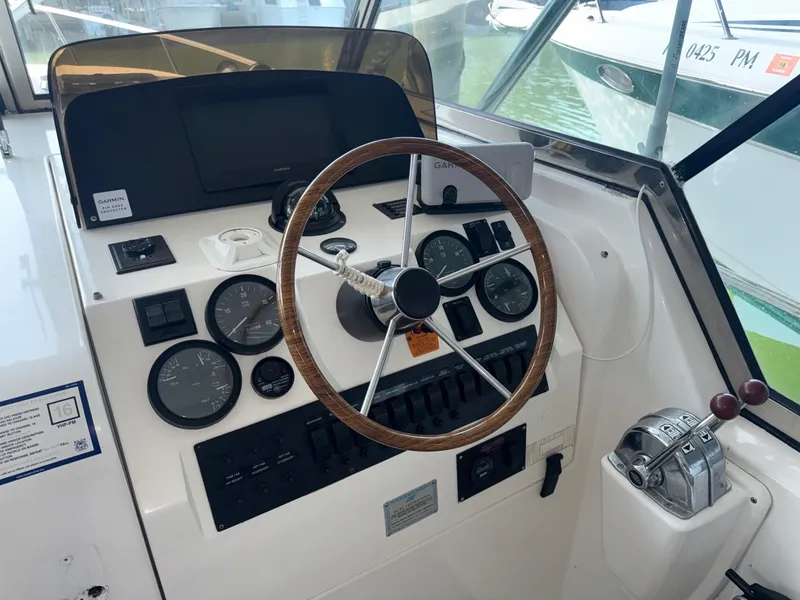 Slide: The Image of Mainship 34 2002 - 6042559