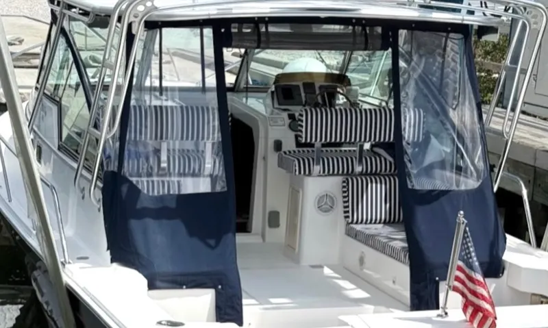 Slide: The Image of Mainship 34 2002 - 6042538