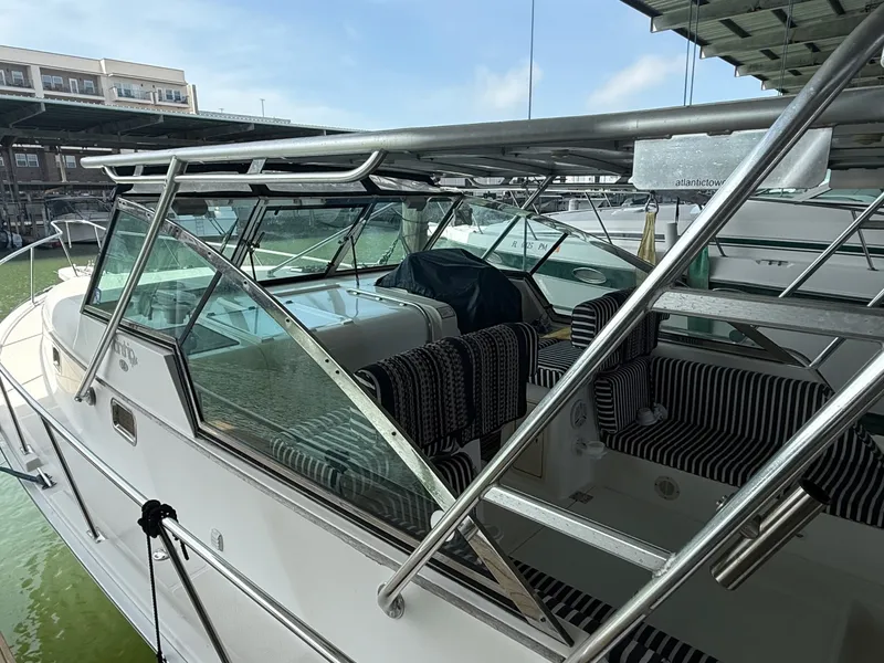 Slide: The Image of Mainship 34 2002 - 6042545