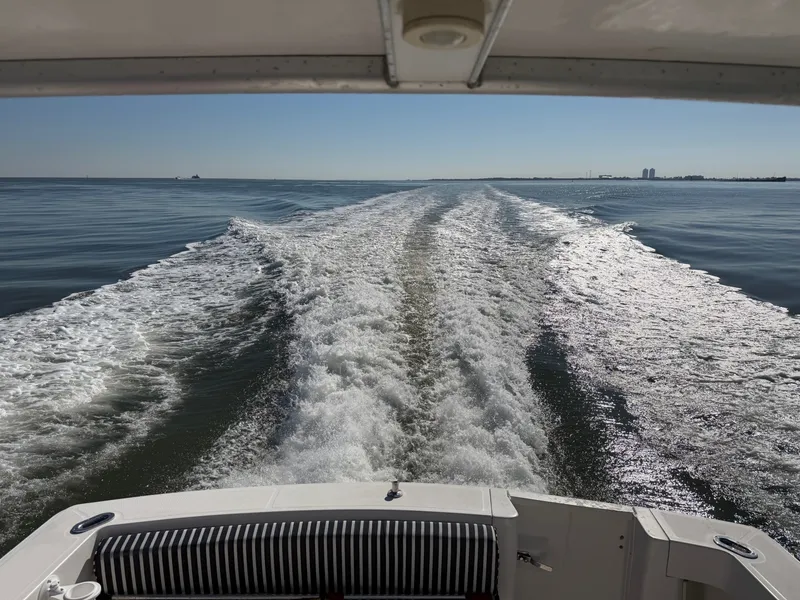 Slide: The Image of Mainship 34 2002 - 6042537