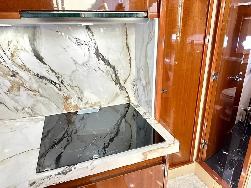 Slide: The Image of 0005651218 - 6041021