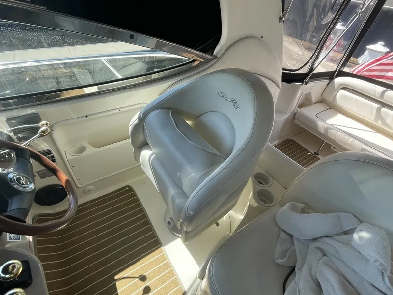 Slide: The Image of Sea Ray 360 Sundancer 2006 - 6041044