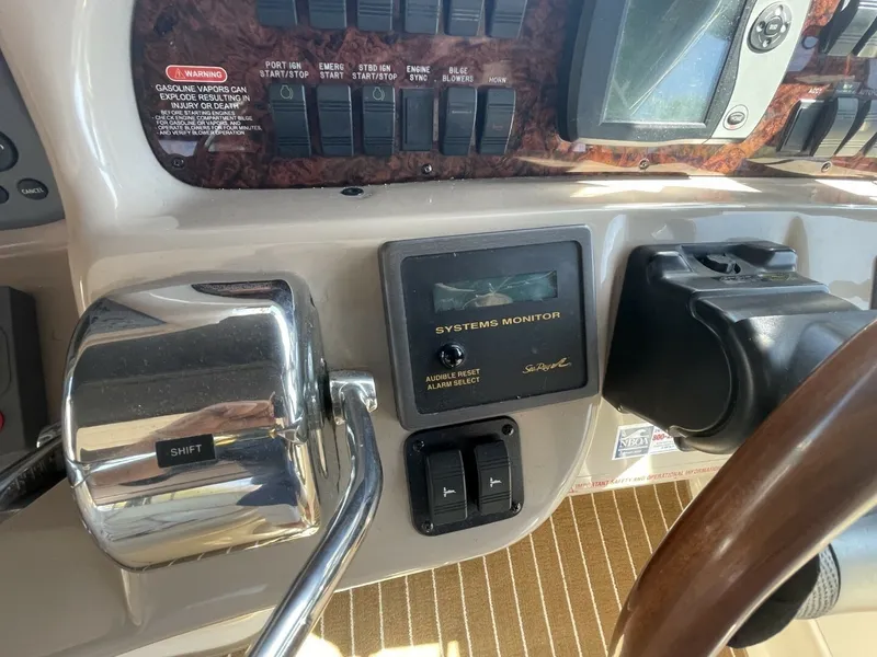 Slide: The Image of Sea Ray 360 Sundancer 2006 - 6041050