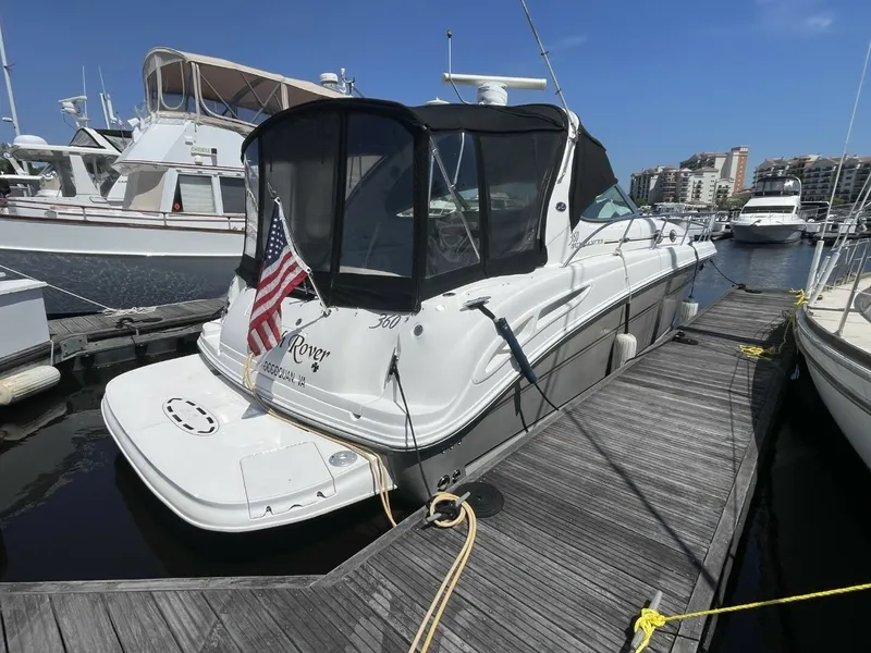 Slide: The Image of Sea Ray 360 Sundancer 2006 - 6045086