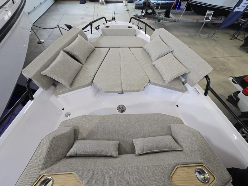 Slide: The Image of Axopar Cross Cabin 2026 - 6041282