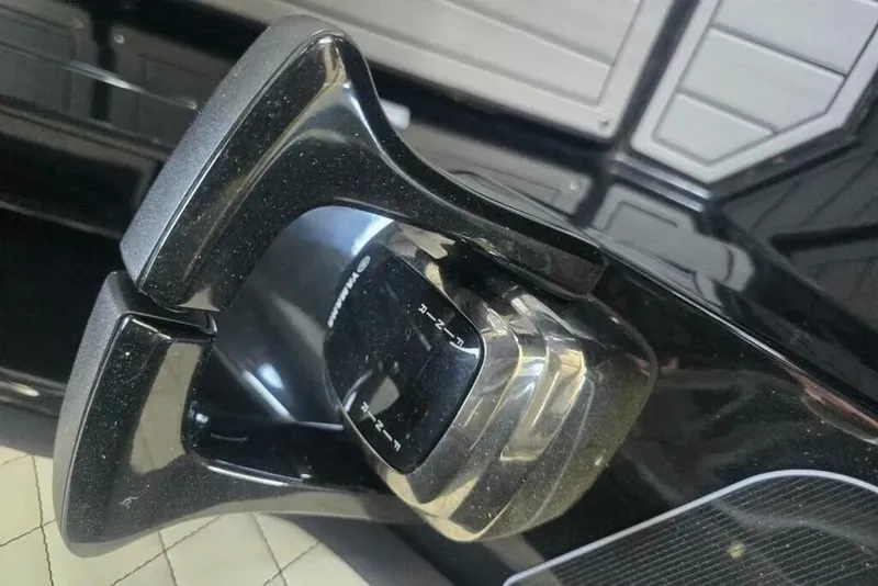 Slide: The Image of Yamaha 275SD 2025 - 6054533