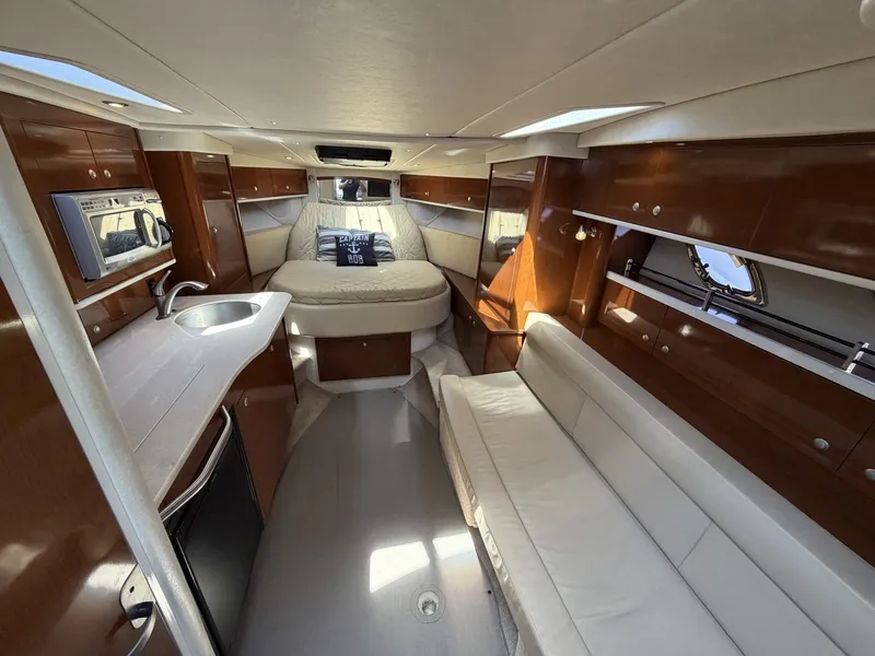 Slide: The Image of Sea Ray 330 Sundancer 2008 - 6077203