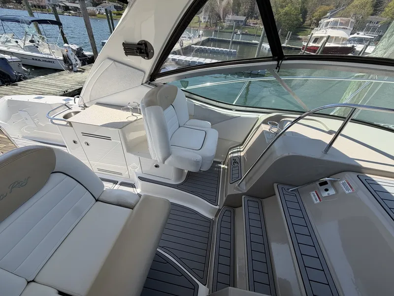Slide: The Image of Sea Ray 330 Sundancer 2008 - 6077199
