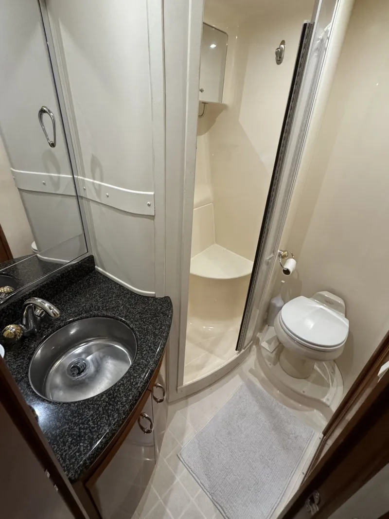 Slide: The Image of Carver Yachts 466 Motor Yacht 2004 - 6041561