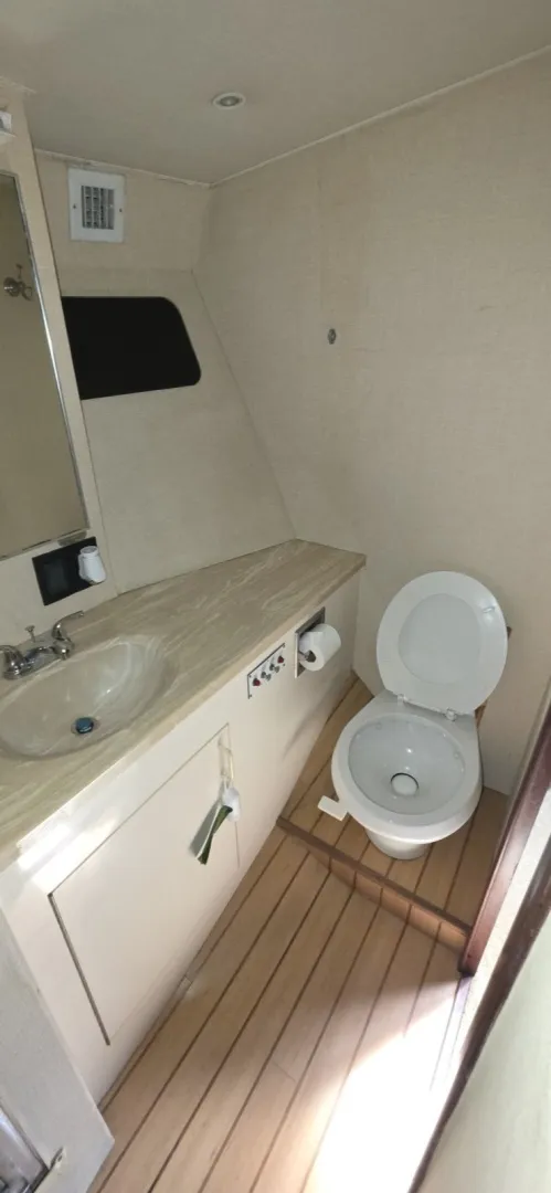 Slide: The Image of Hatteras 52 Convertible 1989 - 6041891