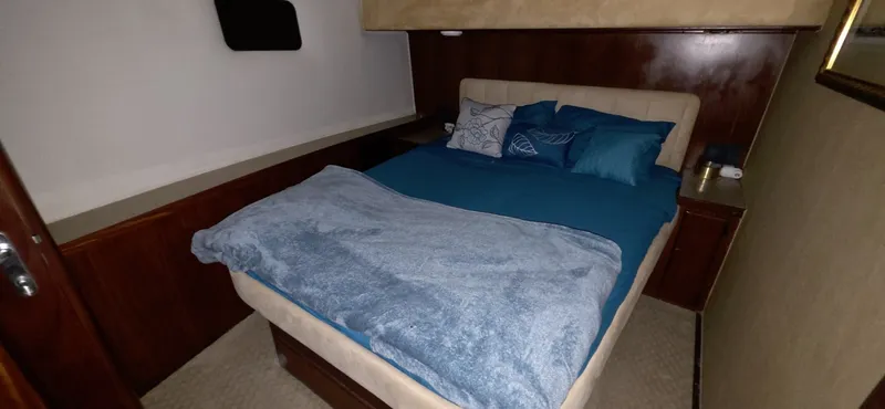 Slide: The Image of Hatteras 52 Convertible 1989 - 6041895