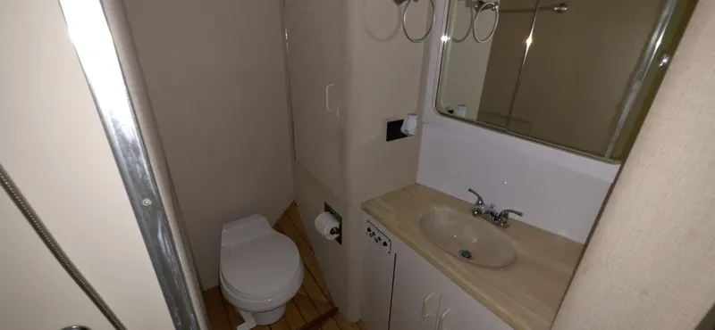 Slide: The Image of Hatteras 52 Convertible 1989 - 6041899