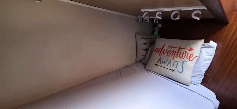 Slide: The Image of Hatteras 52 Convertible 1989 - 6041914