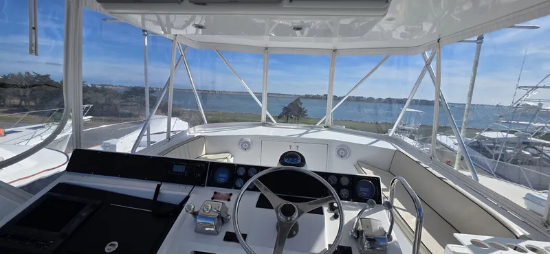 Slide: The Image of Hatteras 52 Convertible 1989 - 6041924