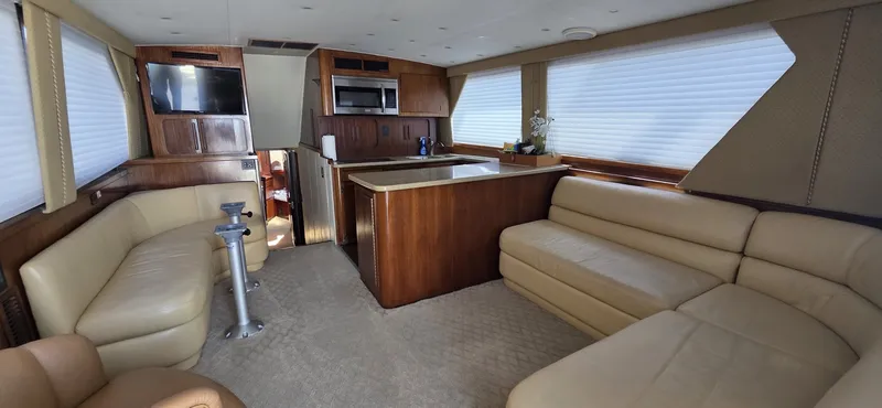 Slide: The Image of Hatteras 52 Convertible 1989 - 6041861