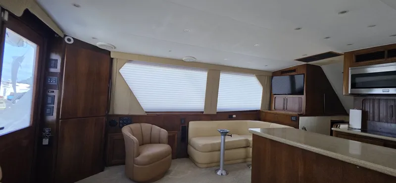 Slide: The Image of Hatteras 52 Convertible 1989 - 6041863