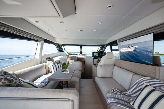 Slide: The Image of Ferretti 860 2023 - 93