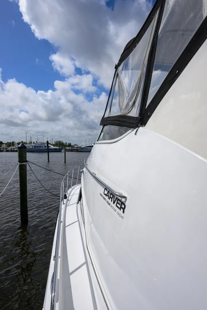 Slide: The Image of Carver 444 - Great Adventure 2003 Carver 444 - Great Adventure - 6042132