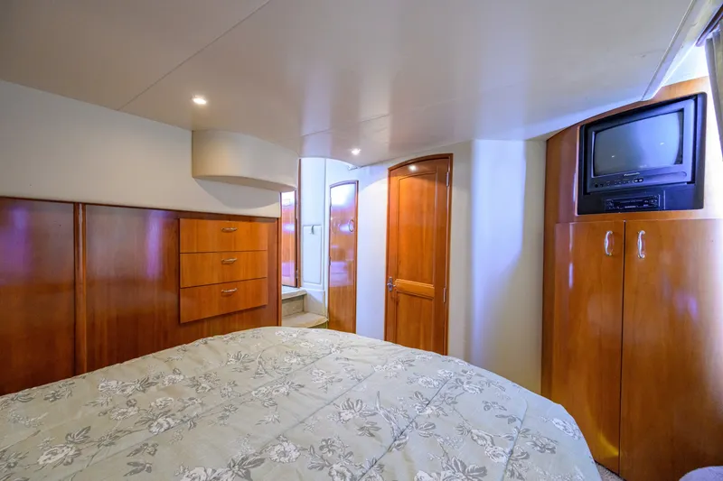 Slide: The Image of Carver 444 - Great Adventure 2003 Carver 444 - Great Adventure - 6042160