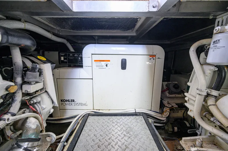 Slide: The Image of Carver 444 - Great Adventure 2003 Carver 444 - Great Adventure - 6042182