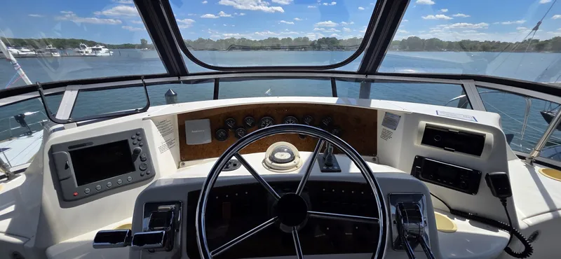 Slide: The Image of Silverton 39 Motor Yacht 2006 - 6205216