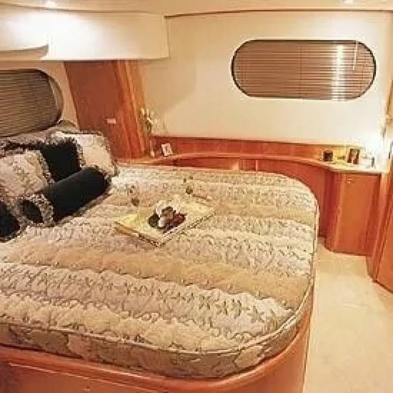 Slide: The Image of Silverton 39 Motor Yacht 2006 - 6042468