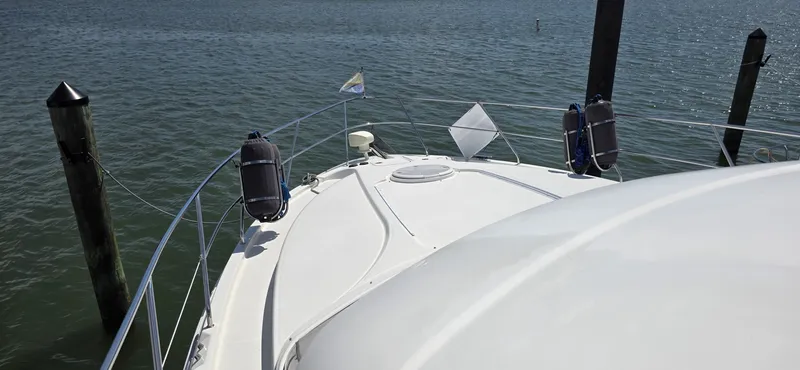 Slide: The Image of Silverton 39 Motor Yacht 2006 - 6205231
