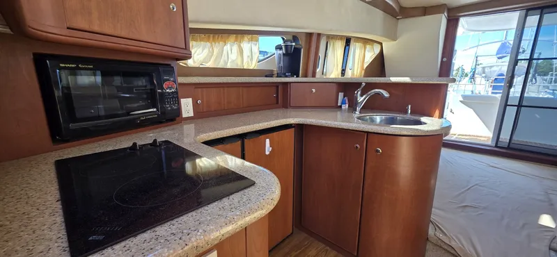 Slide: The Image of Silverton 39 Motor Yacht 2006 - 6205237