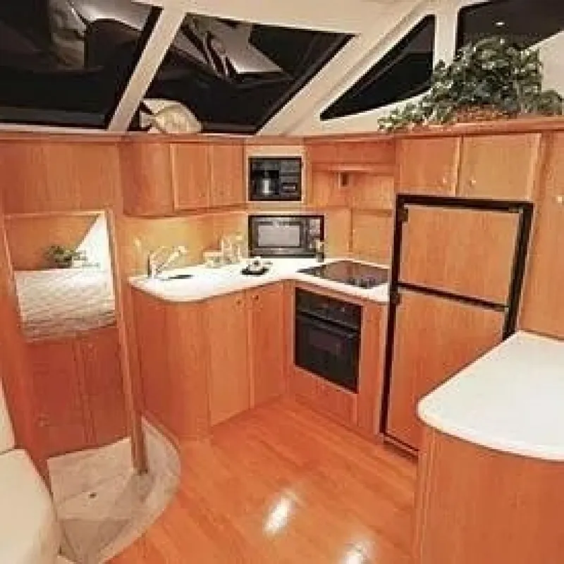 Slide: The Image of Silverton 39 Motor Yacht 2006 - 6042470