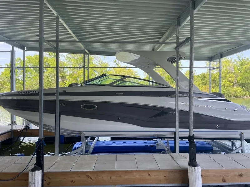 Slide: The Image of Crownline Boats Eclipse E30 2018 - 7529431