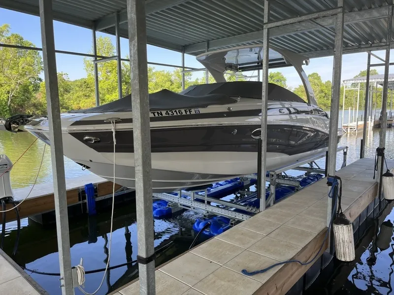 Slide: The Image of Crownline Boats Eclipse E30 2018 - 7529430