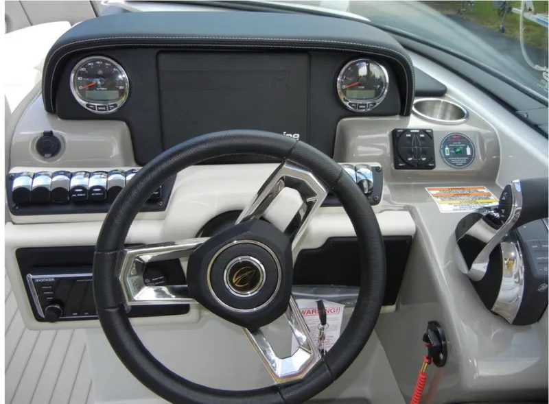 Slide: The Image of Crownline Boats Eclipse E30 2018 - 6042780