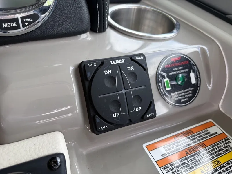 Slide: The Image of Crownline Boats Eclipse E30 2018 - 7529449