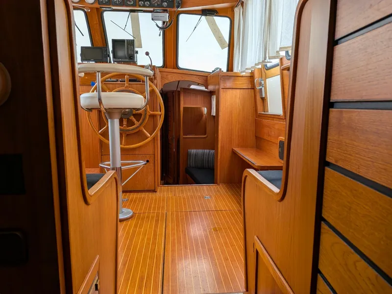 Slide: The Image of Nauticat 44 1985 - 6051118