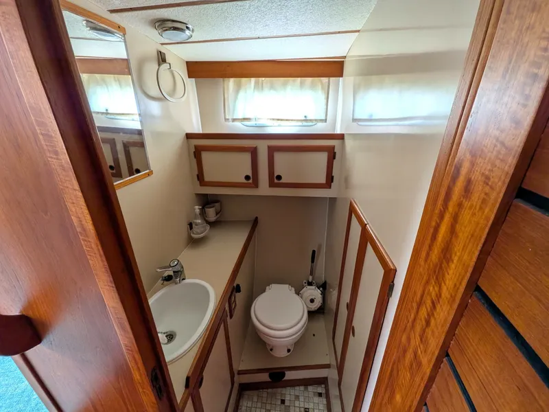 Slide: The Image of Nauticat 44 1985 - 6051121