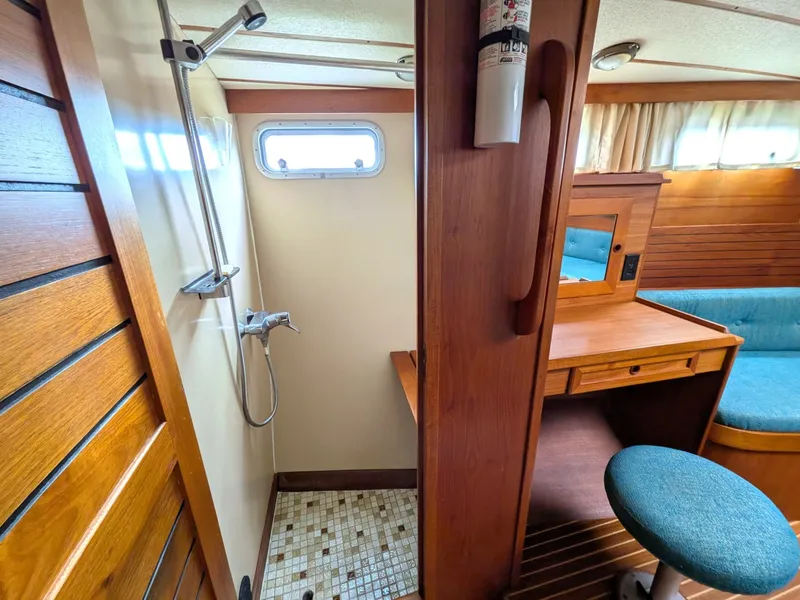 Slide: The Image of Nauticat 44 1985 - 6051122