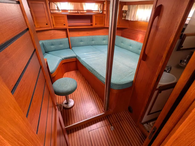 Slide: The Image of Nauticat 44 1985 - 6051126