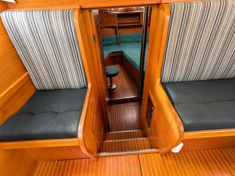 Slide: The Image of Nauticat 44 1985 - 6051128