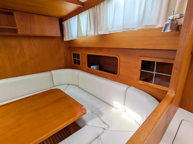 Slide: The Image of Nauticat 44 1985 - 6051130