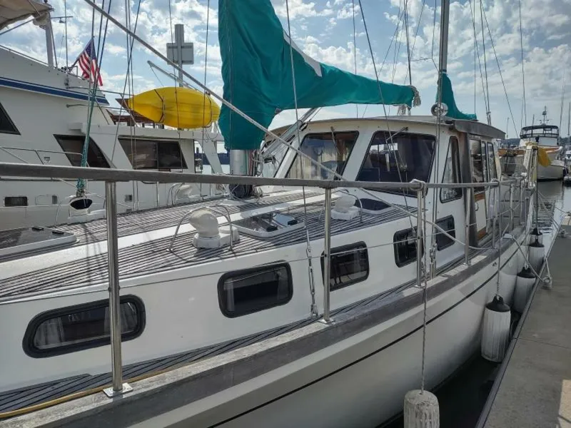 Slide: The Image of Nauticat 44 1985 - 7381874