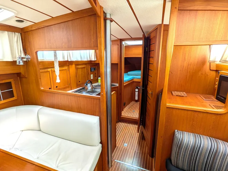 Slide: The Image of Nauticat 44 1985 - 6051140