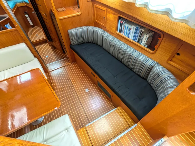 Slide: The Image of Nauticat 44 1985 - 6051142