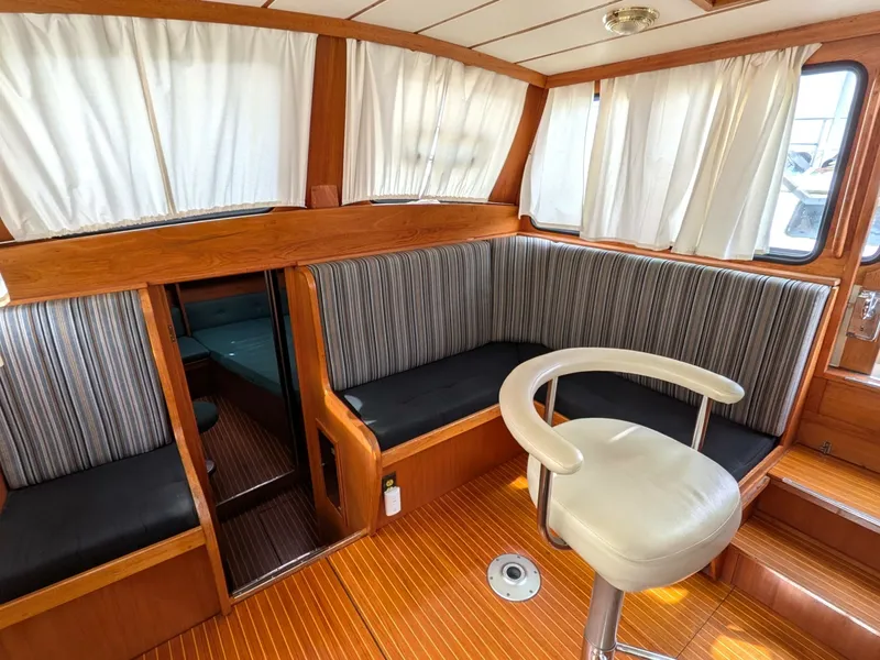 Slide: The Image of Nauticat 44 1985 - 6051145