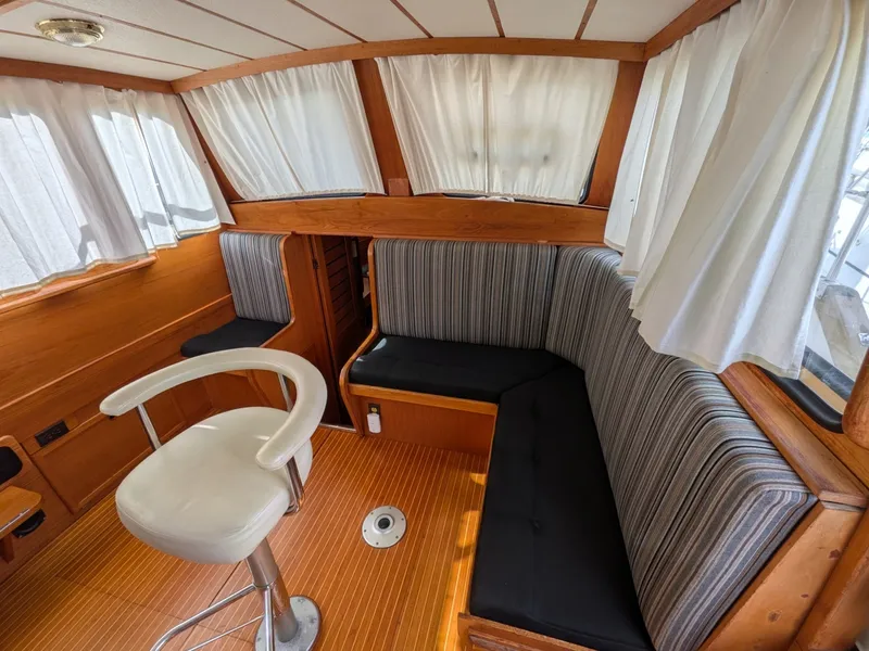 Slide: The Image of Nauticat 44 1985 - 6051150