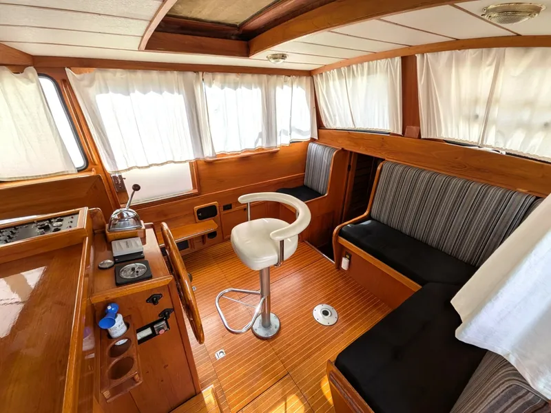 Slide: The Image of Nauticat 44 1985 - 6051152