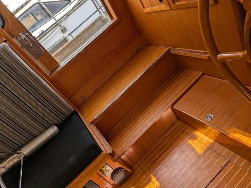 Slide: The Image of Nauticat 44 1985 - 6051104