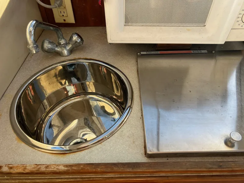 Slide: The Image of Shamrock Mackinaw 270 2006 - 6043486