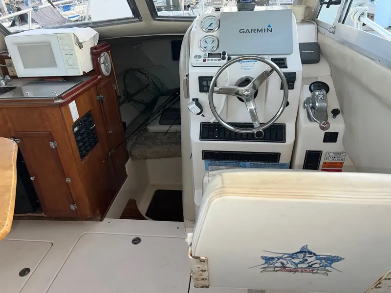 Slide: The Image of Shamrock Mackinaw 270 2006 - 6043495