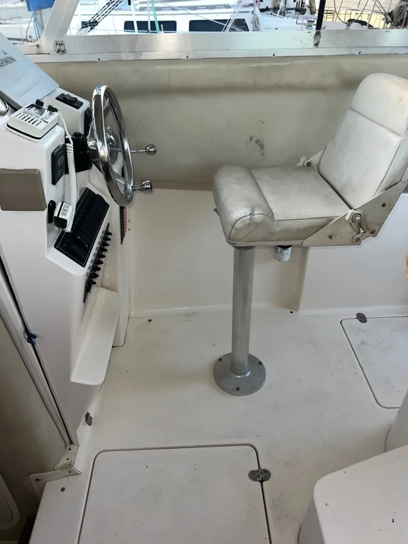 Slide: The Image of Shamrock Mackinaw 270 2006 - 6043496