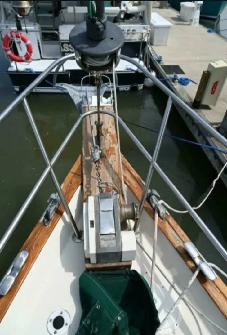 Slide: The Image of Pearson 37 1980 - 6046212